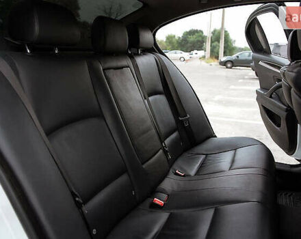 Белый БМВ 5 Серия, объемом двигателя 2 л и пробегом 172 тыс. км за 16700 $, фото 11 на Automoto.ua