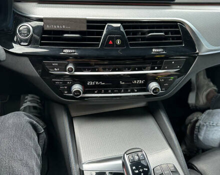 Белый БМВ 5 Серия, объемом двигателя 2 л и пробегом 199 тыс. км за 29999 $, фото 14 на Automoto.ua