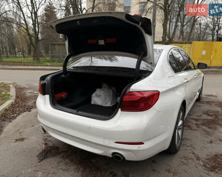 Білий БМВ 5 Серія, об'ємом двигуна 2 л та пробігом 222 тис. км за 23500 $, фото 43 на Automoto.ua