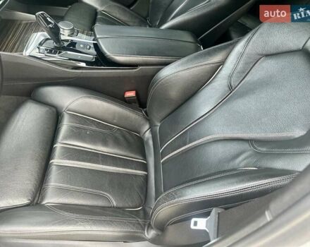 Білий БМВ 5 Серія, об'ємом двигуна 3 л та пробігом 136 тис. км за 32500 $, фото 9 на Automoto.ua