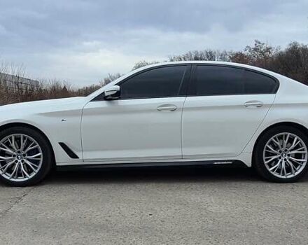 Белый БМВ 5 Серия, объемом двигателя 3 л и пробегом 99 тыс. км за 43000 $, фото 3 на Automoto.ua