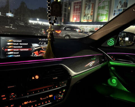 Белый БМВ 5 Серия, объемом двигателя 3 л и пробегом 180 тыс. км за 35400 $, фото 78 на Automoto.ua