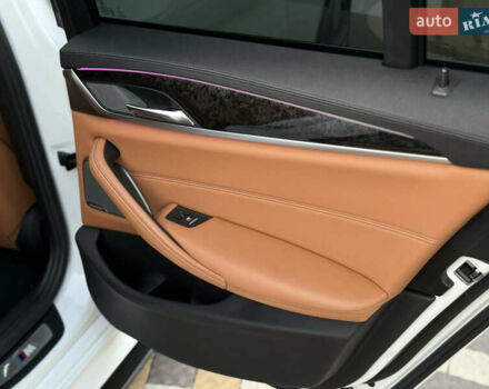 Білий БМВ 5 Серія, об'ємом двигуна 3 л та пробігом 159 тис. км за 33500 $, фото 52 на Automoto.ua