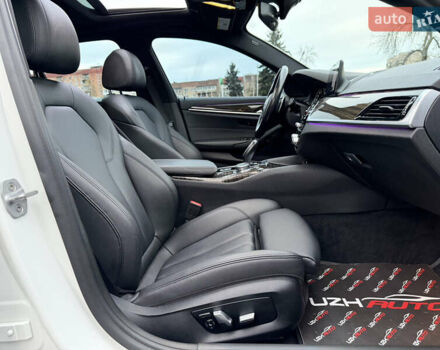 Білий БМВ 5 Серія, об'ємом двигуна 2 л та пробігом 74 тис. км за 26500 $, фото 42 на Automoto.ua