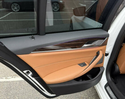 Белый БМВ 5 Серия, объемом двигателя 2.98 л и пробегом 120 тыс. км за 33700 $, фото 19 на Automoto.ua