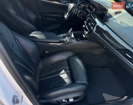 Белый БМВ 5 Серия, объемом двигателя 2 л и пробегом 139 тыс. км за 23900 $, фото 20 на Automoto.ua