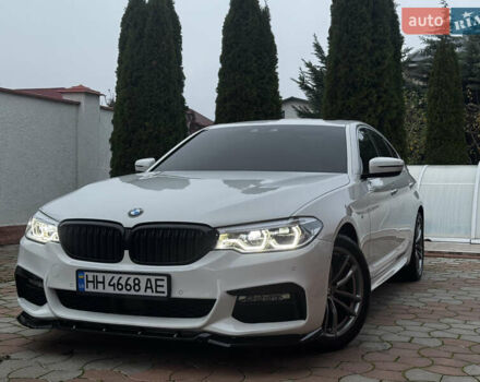 Білий БМВ 5 Серія, об'ємом двигуна 2 л та пробігом 123 тис. км за 31900 $, фото 1 на Automoto.ua