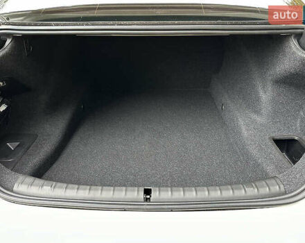 БМВ 5 Серия 2017 в Львове на Automoto.ua Белый БМВ 5 Серия, объемом двигателя 2 л и пробегом 107 тыс. км за 27500 $, фото 10 на Automoto.ua