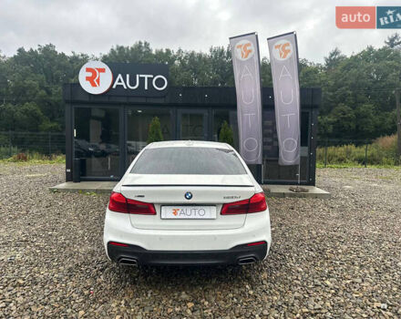Белый БМВ 5 Серия, объемом двигателя 2 л и пробегом 204 тыс. км за 27400 $, фото 3 на Automoto.ua