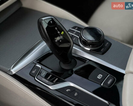 Белый БМВ 5 Серия, объемом двигателя 4.39 л и пробегом 106 тыс. км за 38000 $, фото 23 на Automoto.ua