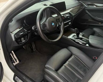 Белый БМВ 5 Серия, объемом двигателя 2 л и пробегом 178 тыс. км за 26500 $, фото 15 на Automoto.ua