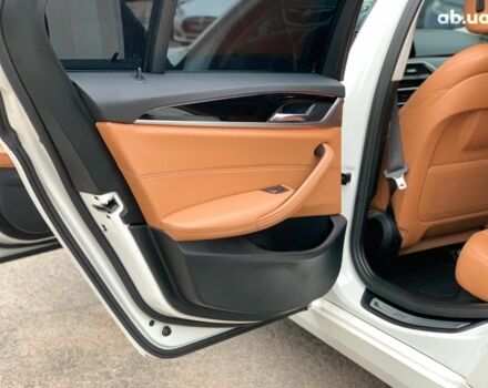 Білий БМВ 5 Серія, об'ємом двигуна 2 л та пробігом 220 тис. км за 23290 $, фото 19 на Automoto.ua