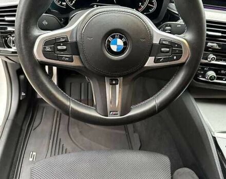 БМВ 5 Серия 2017 в Львове на Automoto.ua Белый БМВ 5 Серия, объемом двигателя 2 л и пробегом 107 тыс. км за 25500 $, фото 14 на Automoto.ua