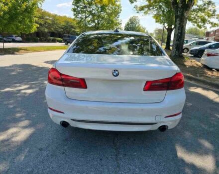 Білий БМВ 5 Серія, об'ємом двигуна 2 л та пробігом 70 тис. км за 13550 $, фото 4 на Automoto.ua