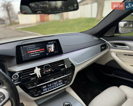 Белый БМВ 5 Серия, объемом двигателя 4.39 л и пробегом 106 тыс. км за 38000 $, фото 20 на Automoto.ua