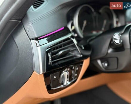 Білий БМВ 5 Серія, об'ємом двигуна 3 л та пробігом 159 тис. км за 33500 $, фото 64 на Automoto.ua