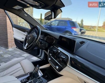 БМВ 5 Серія 2017 у Стрые на Automoto.ua Білий БМВ 5 Серія, об'ємом двигуна 2 л та пробігом 153 тис. км за 24500 $, фото 37 на Automoto.ua