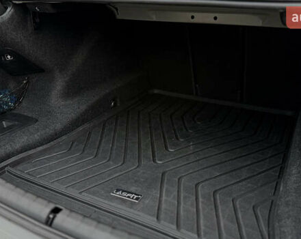 Белый БМВ 5 Серия, объемом двигателя 2 л и пробегом 143 тыс. км за 24800 $, фото 87 на Automoto.ua