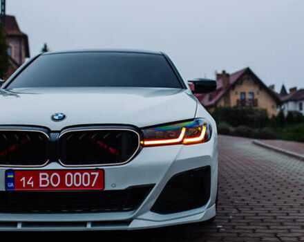 Белый БМВ 5 Серия, объемом двигателя 3 л и пробегом 139 тыс. км за 35000 $, фото 16 на Automoto.ua