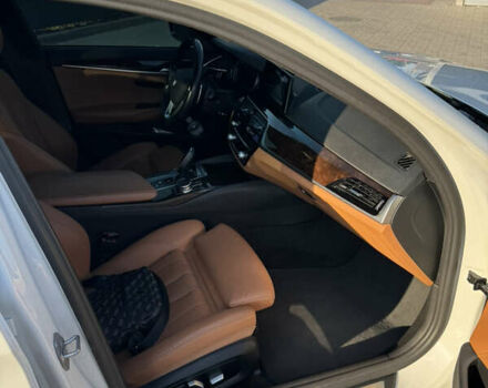 Білий БМВ 5 Серія, об'ємом двигуна 2.98 л та пробігом 97 тис. км за 35900 $, фото 11 на Automoto.ua
