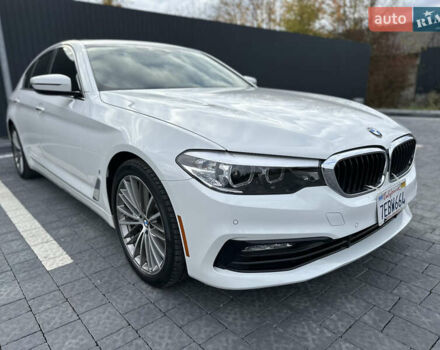 Белый БМВ 5 Серия, объемом двигателя 2 л и пробегом 135 тыс. км за 26500 $, фото 4 на Automoto.ua