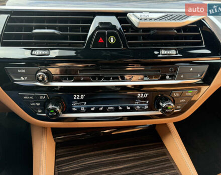 Білий БМВ 5 Серія, об'ємом двигуна 3 л та пробігом 128 тис. км за 40999 $, фото 28 на Automoto.ua