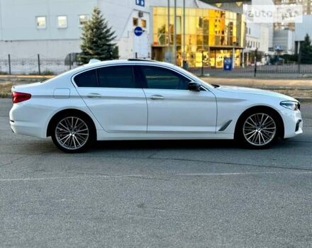 Белый БМВ 5 Серия, объемом двигателя 2 л и пробегом 83 тыс. км за 28800 $, фото 12 на Automoto.ua