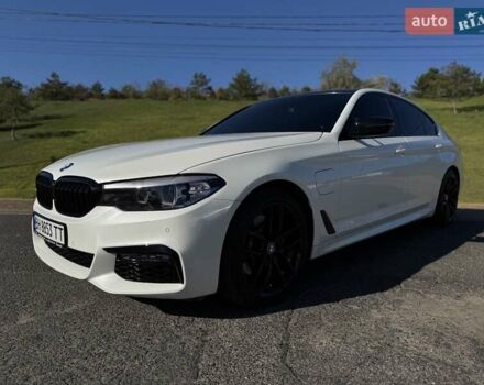 Белый БМВ 5 Серия, объемом двигателя 2 л и пробегом 139 тыс. км за 23900 $, фото 11 на Automoto.ua