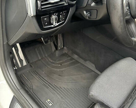 БМВ 5 Серия 2017 в Львове на Automoto.ua Белый БМВ 5 Серия, объемом двигателя 2 л и пробегом 107 тыс. км за 27500 $, фото 19 на Automoto.ua