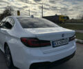 Белый БМВ 5 Серия, объемом двигателя 3 л и пробегом 131 тыс. км за 33000 $, фото 9 на Automoto.ua