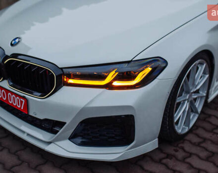 Белый БМВ 5 Серия, объемом двигателя 3 л и пробегом 139 тыс. км за 35000 $, фото 12 на Automoto.ua