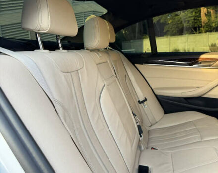 Белый БМВ 5 Серия, объемом двигателя 2 л и пробегом 135 тыс. км за 29999 $, фото 20 на Automoto.ua