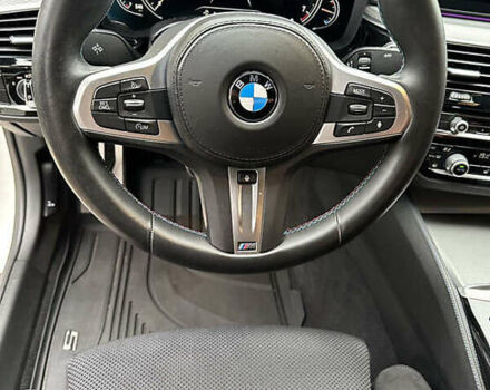 БМВ 5 Серия 2017 в Львове на Automoto.ua Белый БМВ 5 Серия, объемом двигателя 2 л и пробегом 107 тыс. км за 27500 $, фото 18 на Automoto.ua