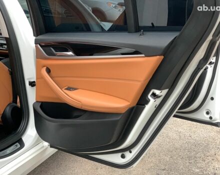 Білий БМВ 5 Серія, об'ємом двигуна 2 л та пробігом 220 тис. км за 23290 $, фото 17 на Automoto.ua