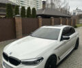 Белый БМВ 5 Серия, объемом двигателя 3 л и пробегом 129 тыс. км за 35300 $, фото 5 на Automoto.ua