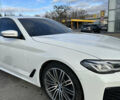 Белый БМВ 5 Серия, объемом двигателя 3 л и пробегом 131 тыс. км за 33000 $, фото 4 на Automoto.ua