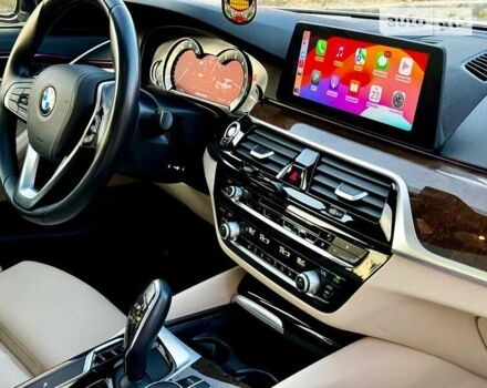 Белый БМВ 5 Серия, объемом двигателя 2 л и пробегом 83 тыс. км за 28800 $, фото 46 на Automoto.ua