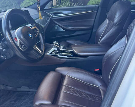 Белый БМВ 5 Серия, объемом двигателя 3 л и пробегом 180 тыс. км за 31900 $, фото 60 на Automoto.ua