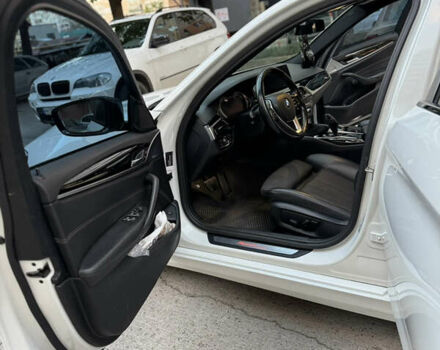 Білий БМВ 5 Серія, об'ємом двигуна 2.99 л та пробігом 290 тис. км за 28000 $, фото 13 на Automoto.ua