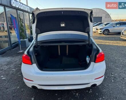 Білий БМВ 5 Серія, об'ємом двигуна 2 л та пробігом 221 тис. км за 19500 $, фото 8 на Automoto.ua