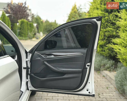 Білий БМВ 5 Серія, об'ємом двигуна 2 л та пробігом 132 тис. км за 24500 $, фото 37 на Automoto.ua
