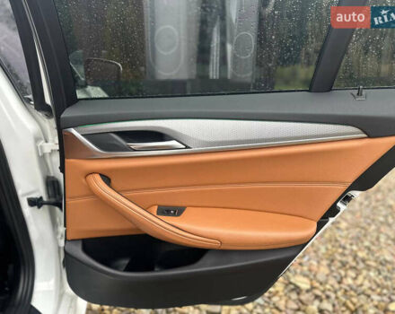 Белый БМВ 5 Серия, объемом двигателя 2 л и пробегом 204 тыс. км за 27400 $, фото 20 на Automoto.ua