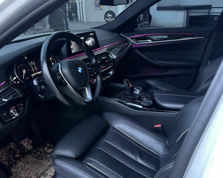 Белый БМВ 5 Серия, объемом двигателя 3 л и пробегом 146 тыс. км за 35000 $, фото 18 на Automoto.ua