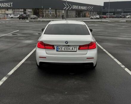 Белый БМВ 5 Серия, объемом двигателя 3 л и пробегом 145 тыс. км за 31000 $, фото 6 на Automoto.ua