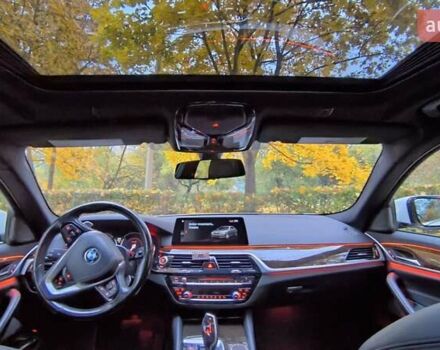 Белый БМВ 5 Серия, объемом двигателя 3 л и пробегом 211 тыс. км за 26900 $, фото 16 на Automoto.ua