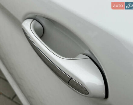 Белый БМВ 5 Серия, объемом двигателя 2 л и пробегом 196 тыс. км за 23000 $, фото 27 на Automoto.ua