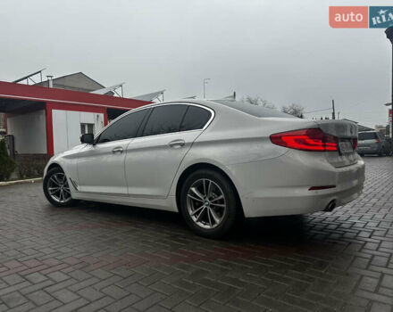 Белый БМВ 5 Серия, объемом двигателя 2 л и пробегом 221 тыс. км за 21500 $, фото 4 на Automoto.ua