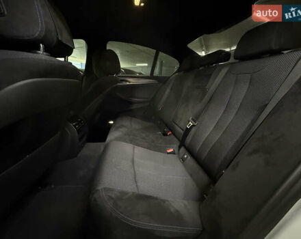 Білий БМВ 5 Серія, об'ємом двигуна 2 л та пробігом 124 тис. км за 33999 $, фото 22 на Automoto.ua