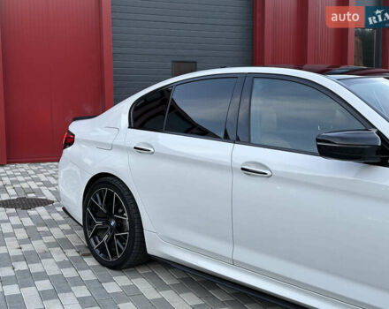 Білий БМВ 5 Серія, об'ємом двигуна 3 л та пробігом 153 тис. км за 29000 $, фото 1 на Automoto.ua