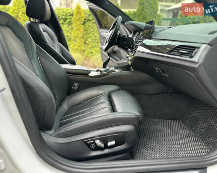 Білий БМВ 5 Серія, об'ємом двигуна 2 л та пробігом 132 тис. км за 24500 $, фото 38 на Automoto.ua